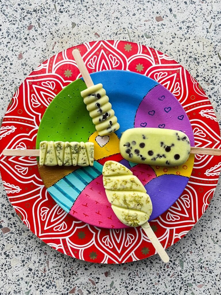 paletas de aguacate con yogur griego lauracate min