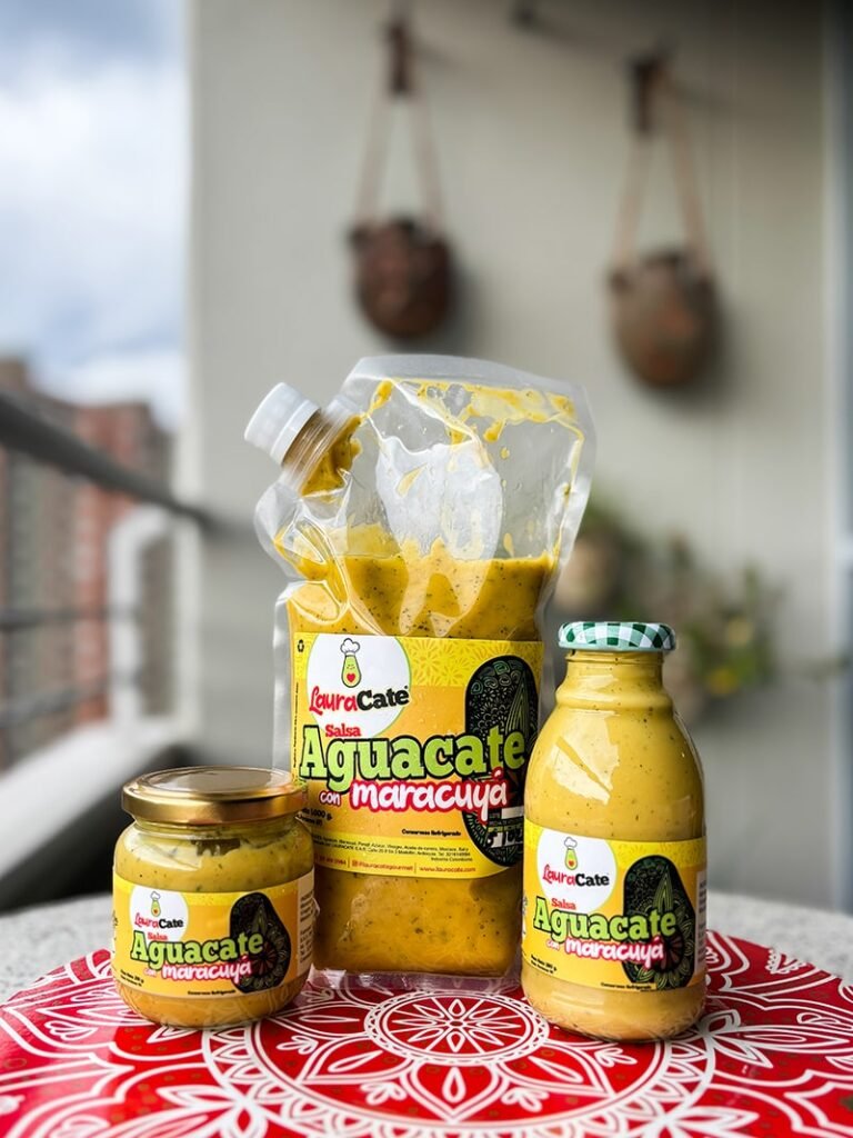 salsa de agucate con maracuyá lauracate min