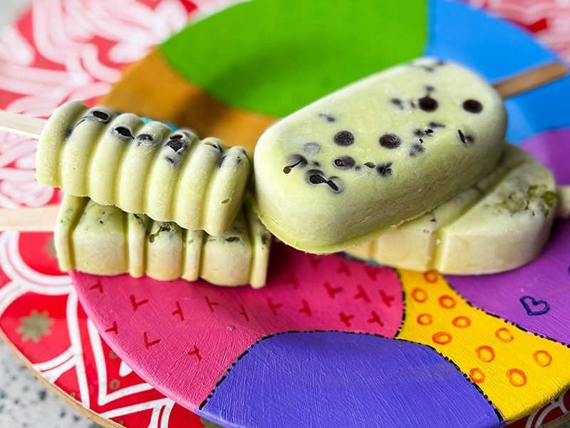 paletas de aguacate con yogur griego lauracate 2 min